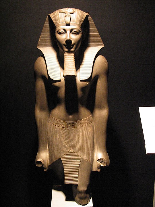A statue of Thutmose III