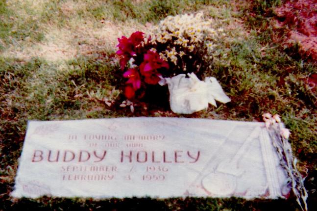 Instamatic photo of Buddy Holly's statue at the Lubbock Civic Center