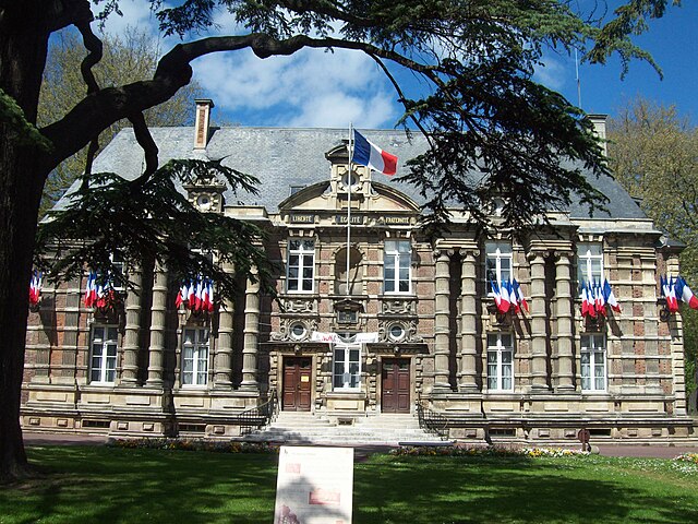 The town hall in Harfleur. Credit: VIGNERON - Own work, CC BY-SA 3.0