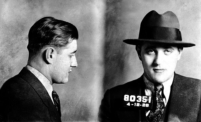 Mugshot of Jewish-American mobster Benjamin "Bugsy" Siegel in the 1920s.