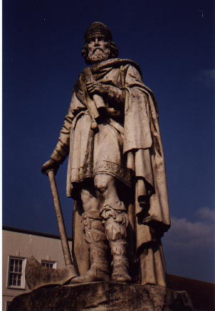 King Alfred the Great: Credit: Cnyborg, CC BY-SA 3.0